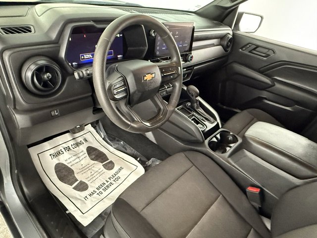 Used 2024 Chevrolet Colorado W/T w/ WT Convenience Package RWD image 10