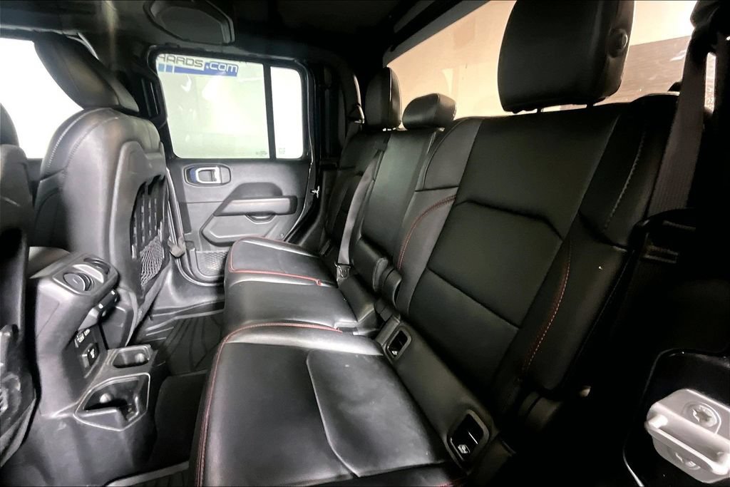 Used 2022 Jeep Gladiator Rubicon w/ Trailer Tow Package AWD/4WD image 18