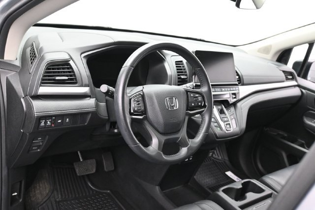 Used 2025 Honda Odyssey EX-L image 16