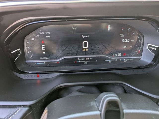 Used 2023 GMC Yukon XL Denali Ultimate w/ LPO, Floor Liner Package AWD/4WD image 18