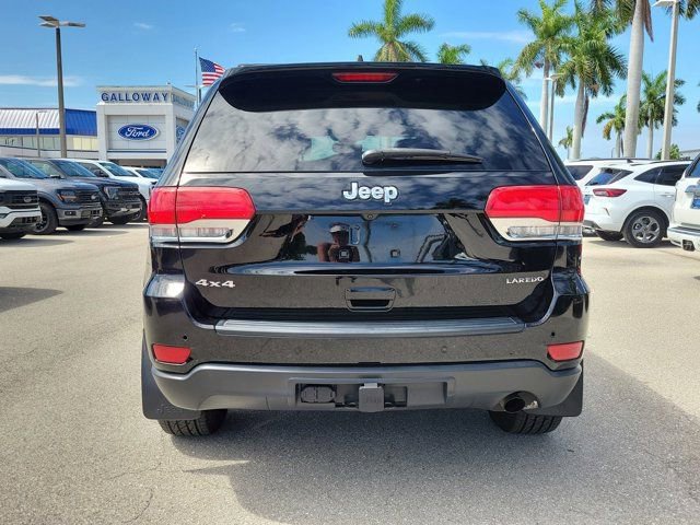 Used 2017 Jeep Grand Cherokee Laredo w/ Quick Order Package 23E AWD/4WD image 5