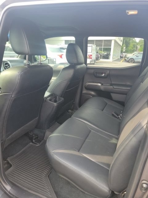 Used 2023 Toyota Tacoma Limited w/ Nightshade Package AWD/4WD image 5