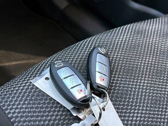Used 2019 Nissan Rogue Sport SV AWD/4WD image 24