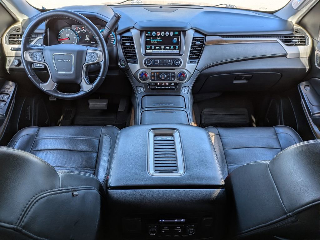 Used 2020 GMC Yukon XL Denali w/ Open Road Package image 18