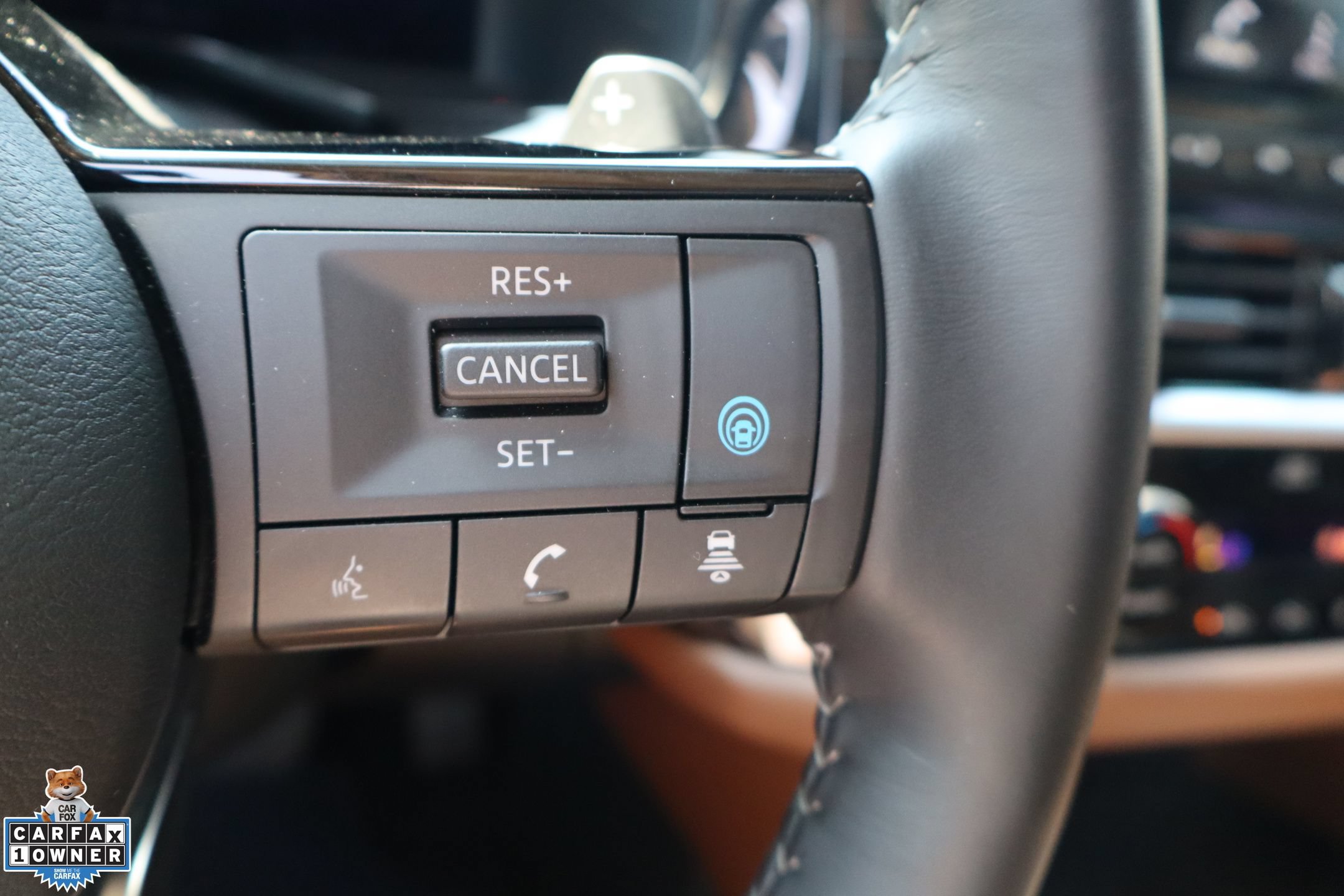 Used 2024 Nissan Pathfinder Platinum w/ Lighting Package (N92) AWD/4WD image 17