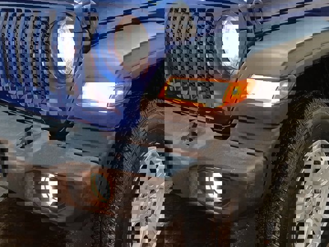 Used 2019 Jeep Wrangler Sport image 27