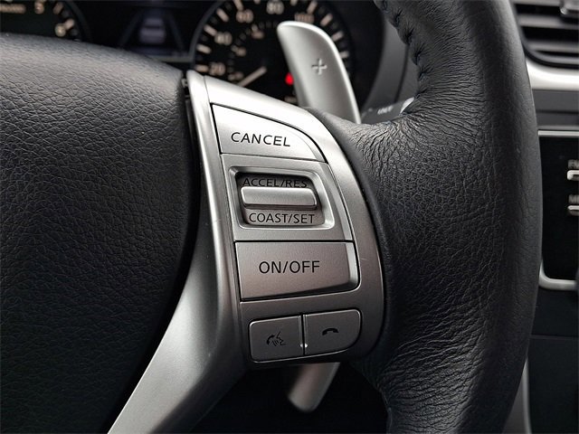 Used 2017 Nissan Altima 2.5 SR w/ Midnight Edition Package image 18