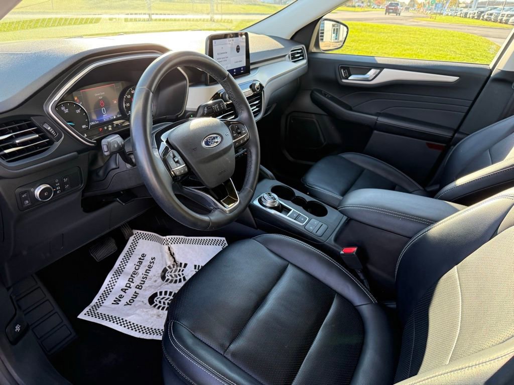Certified 2021 Ford Escape SEL image 21