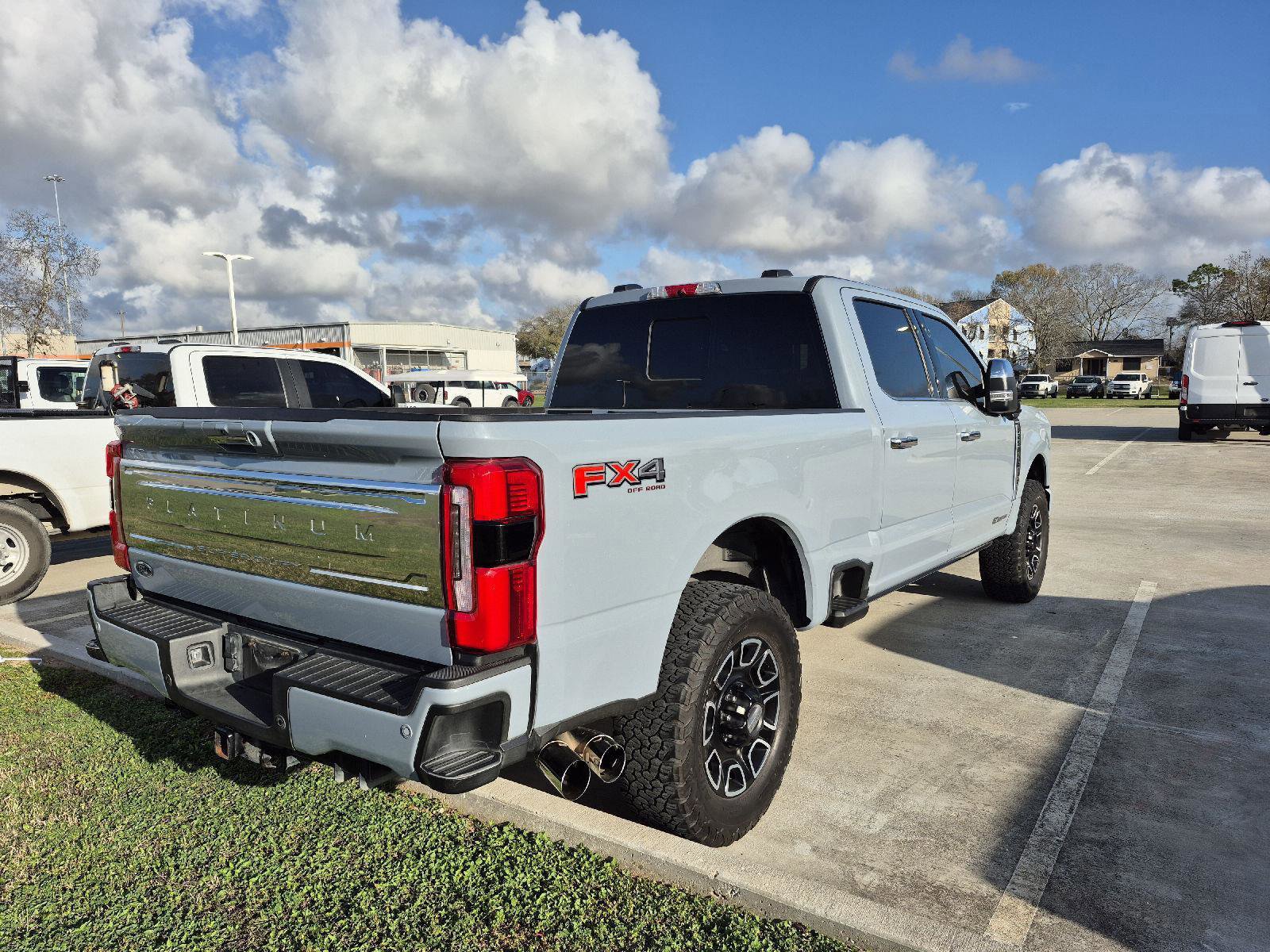 Certified 2024 Ford F250 Platinum w/ FX4 Off-Road Package image 3