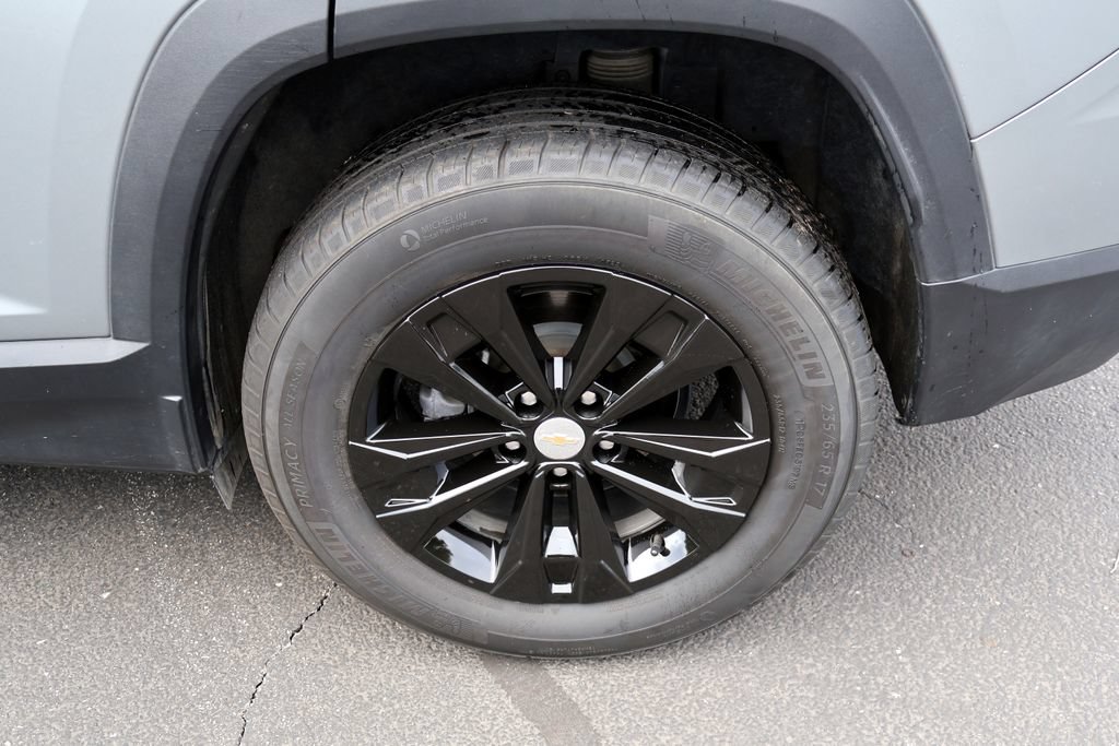 Used 2025 Chevrolet Equinox LT AWD/4WD image 19