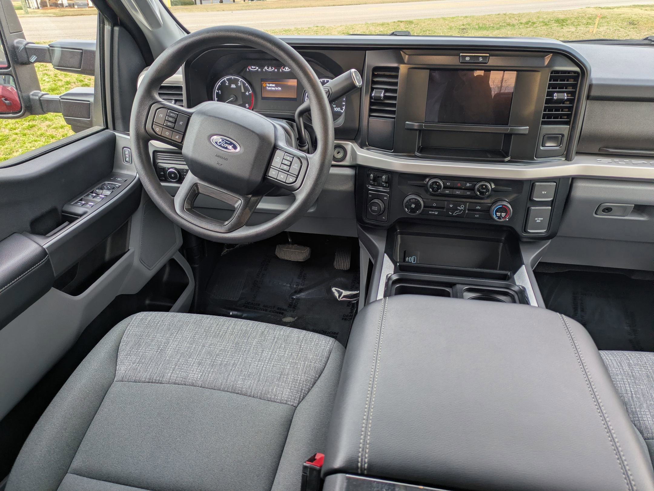 Certified 2025 Ford F450 XLT w/ 360-Degree Camera Package image 32