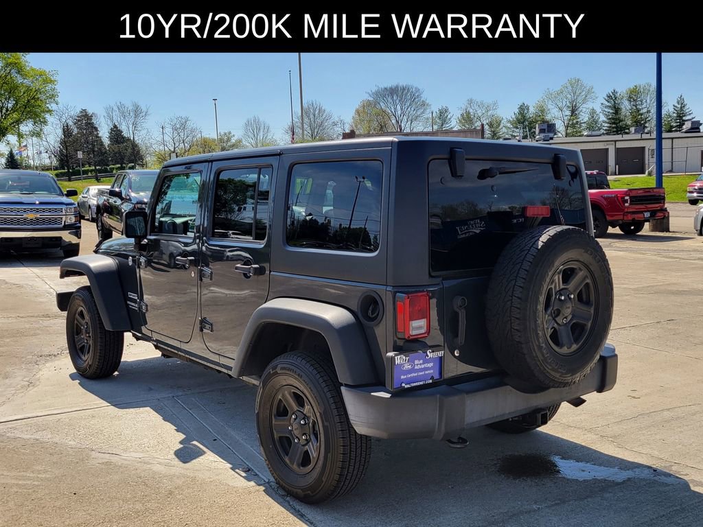 Used 2017 Jeep Wrangler Unlimited Sport w/ Connectivity Group AWD/4WD image 3