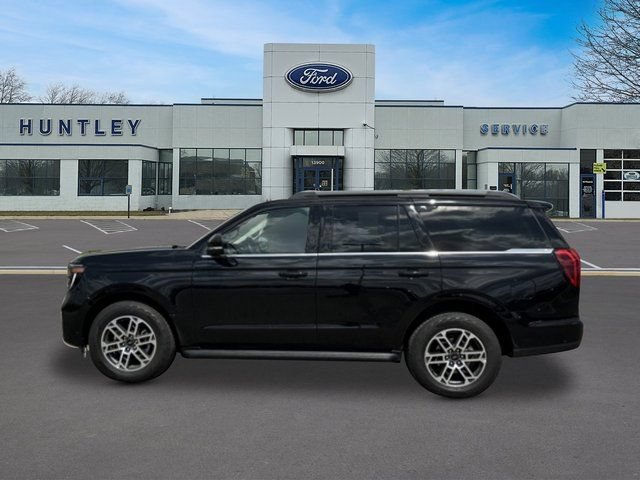 Certified 2025 Ford Expedition Active AWD/4WD image 6