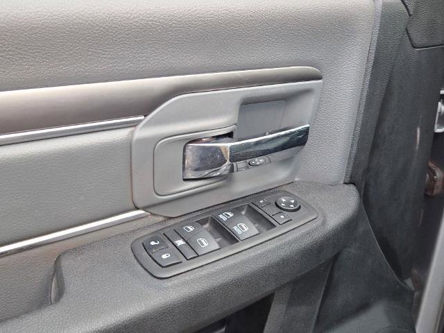 Used 2022 RAM 1500 Classic SLT image 19