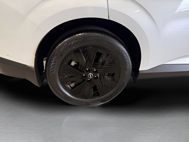 Used 2025 Nissan Murano SV AWD/4WD image 23