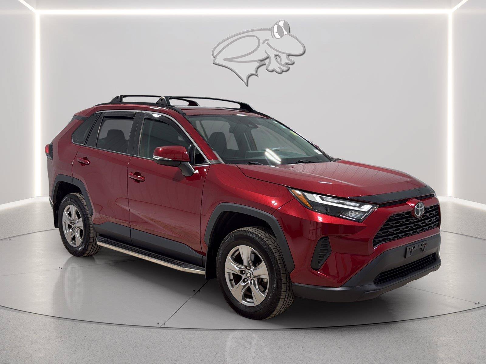 Used 2023 Toyota RAV4 XLE w/ Convenience Package AWD/4WD image 7