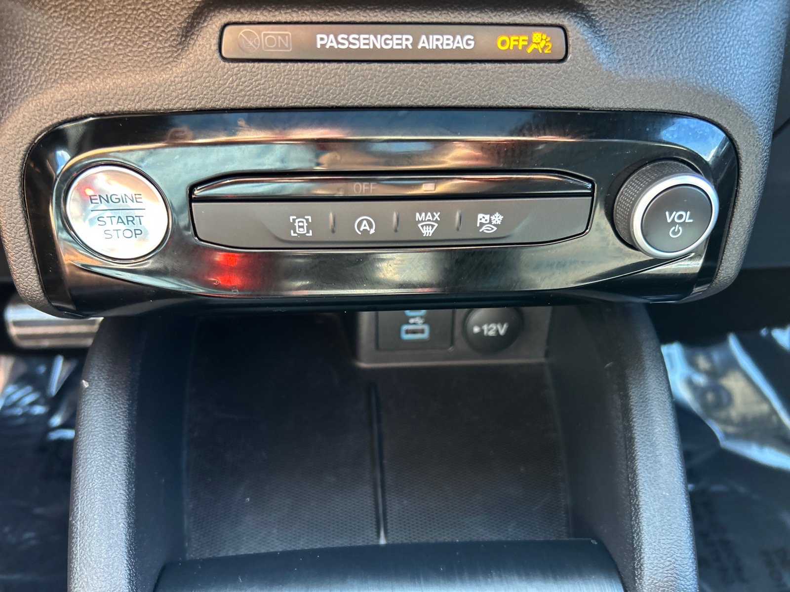 Certified 2023 Ford Escape ST-Line AWD/4WD image 31