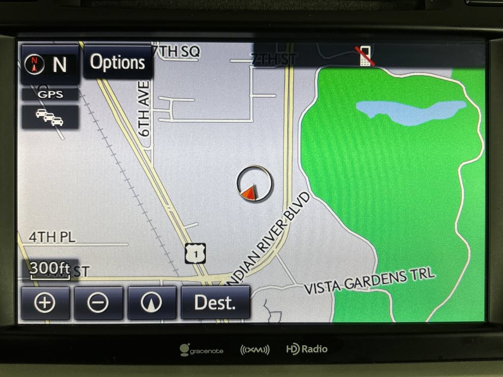 Used 2019 Toyota Highlander XLE FWD image 26