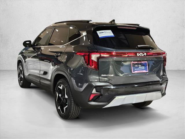 Used 2026 Kia Seltos EX FWD image 7