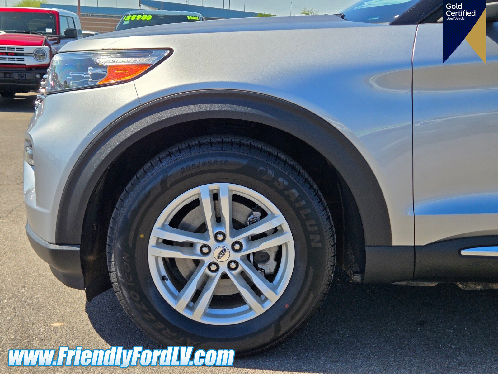 Certified 2021 Ford Explorer XLT w/ Equipment Group 202A RWD image 7