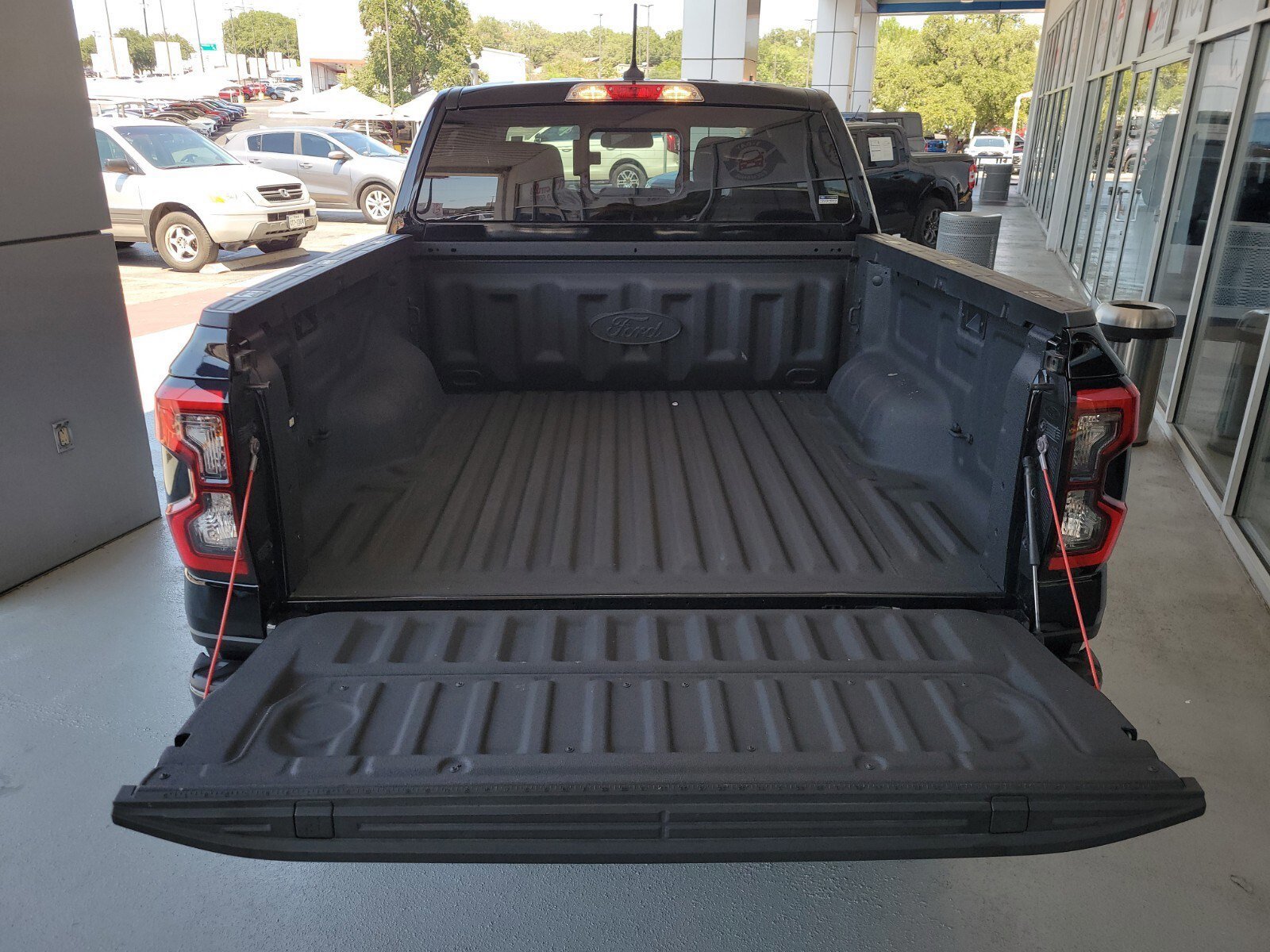 Certified 2024 Ford Ranger XLT w/ FX4 Off-Road Package image 28