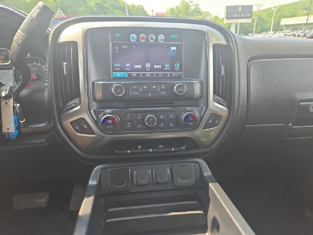 Used 2018 Chevrolet Silverado 1500 LTZ AWD/4WD image 18