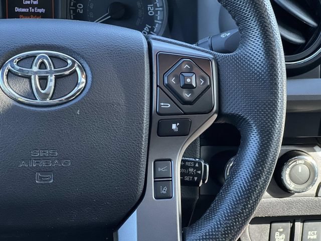 Used 2021 Toyota Tacoma TRD Off-Road w/ TRD Premium Off Road Package AWD/4WD image 38