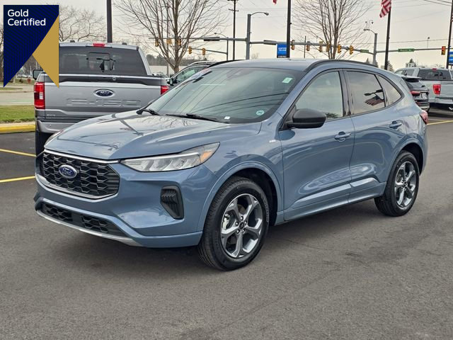 Certified 2024 Ford Escape ST-Line w/ Tech Pack #1 AWD/4WD image 1