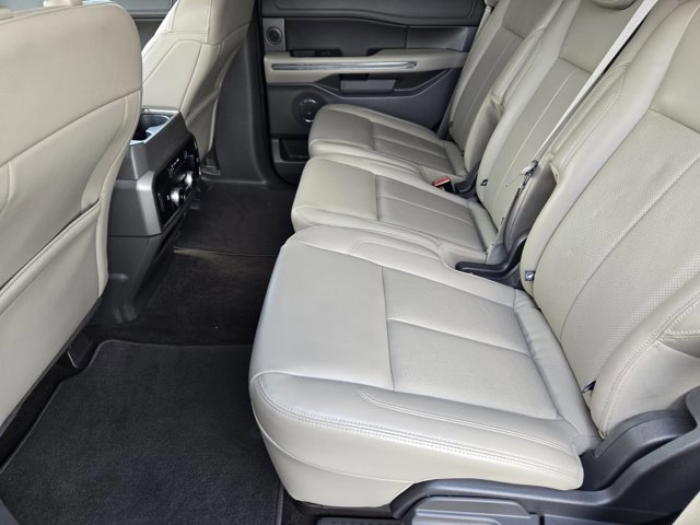 Certified 2019 Ford Expedition XLT w/ Equipment Group 202A image 28