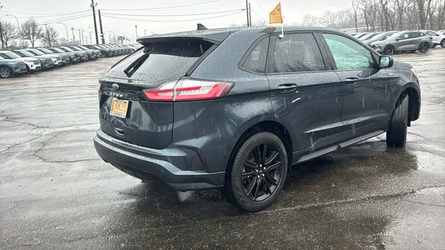 Certified 2023 Ford Edge ST-Line image 5