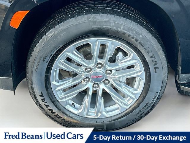 Used 2023 GMC Yukon XL SLT w/ SLT Luxury Package image 36