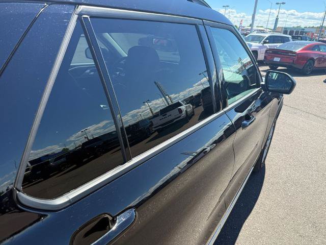Certified 2025 Ford Explorer Active w/ Active Comfort Package AWD/4WD image 12