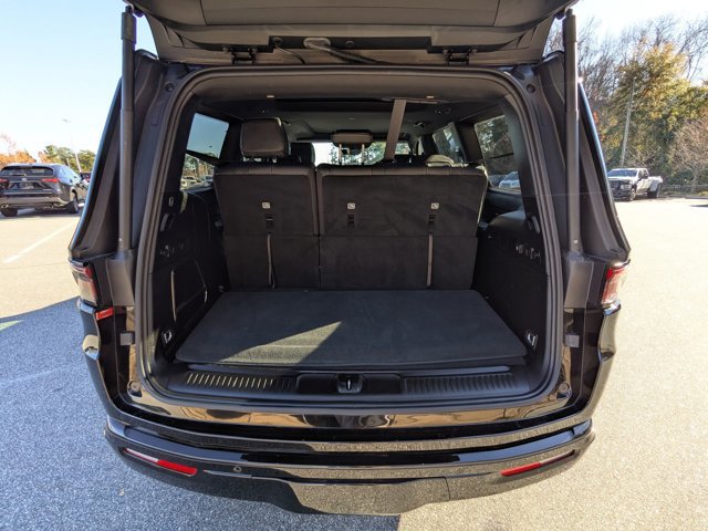 Used 2024 Jeep Wagoneer Series II image 35