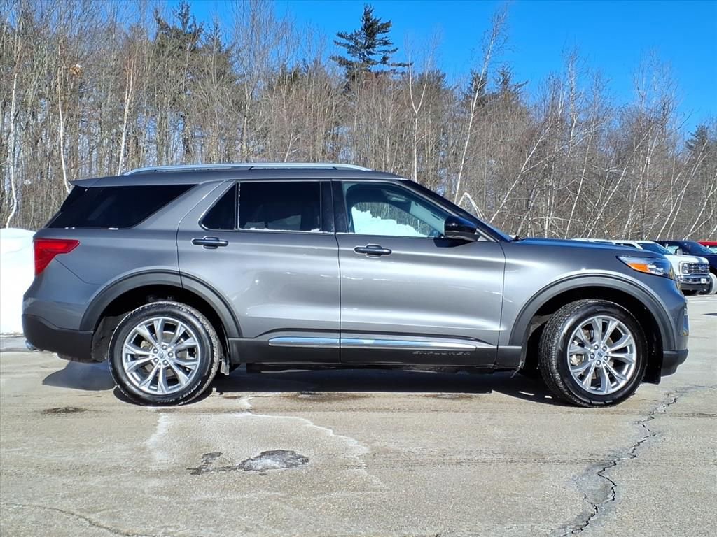 Certified 2023 Ford Explorer Limited image 3