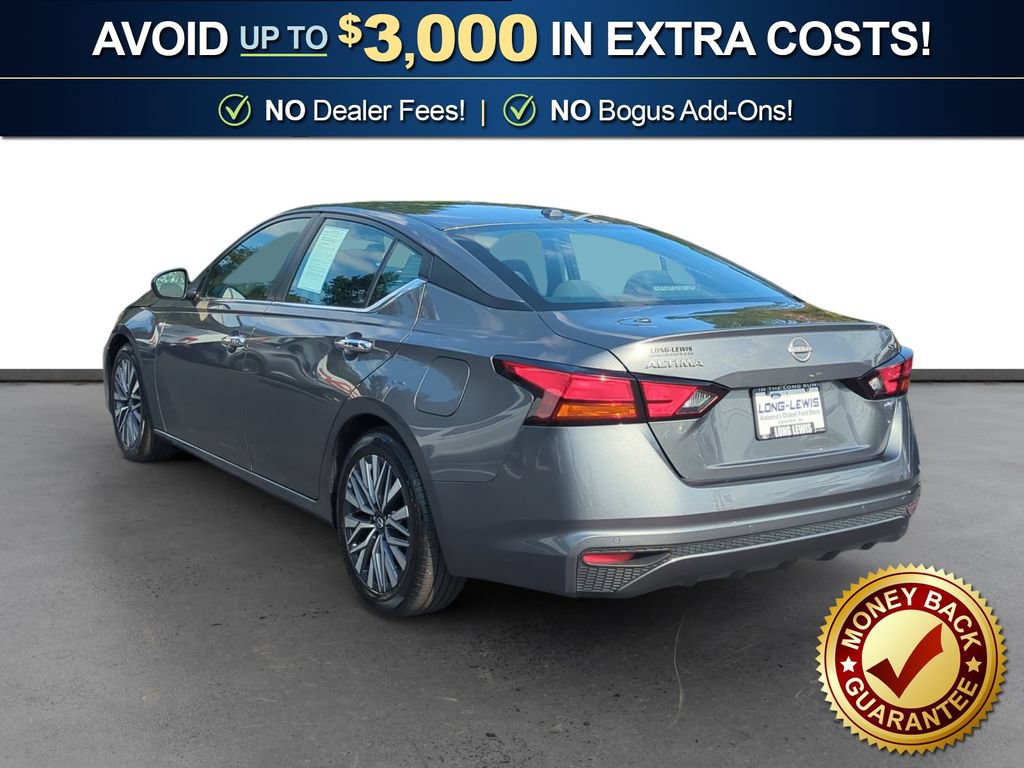 Used 2024 Nissan Altima 2.5 SV FWD image 4
