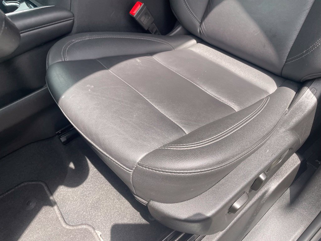 Used 2025 Chevrolet Tahoe LT RWD image 22