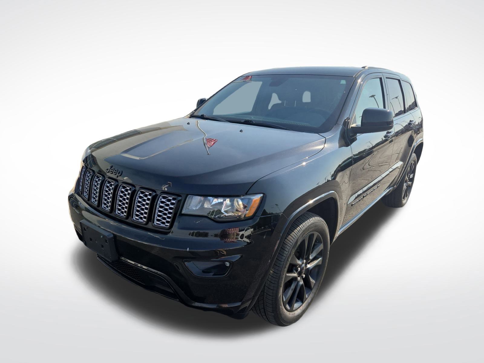 Used 2022 Jeep Grand Cherokee Laredo X image 9