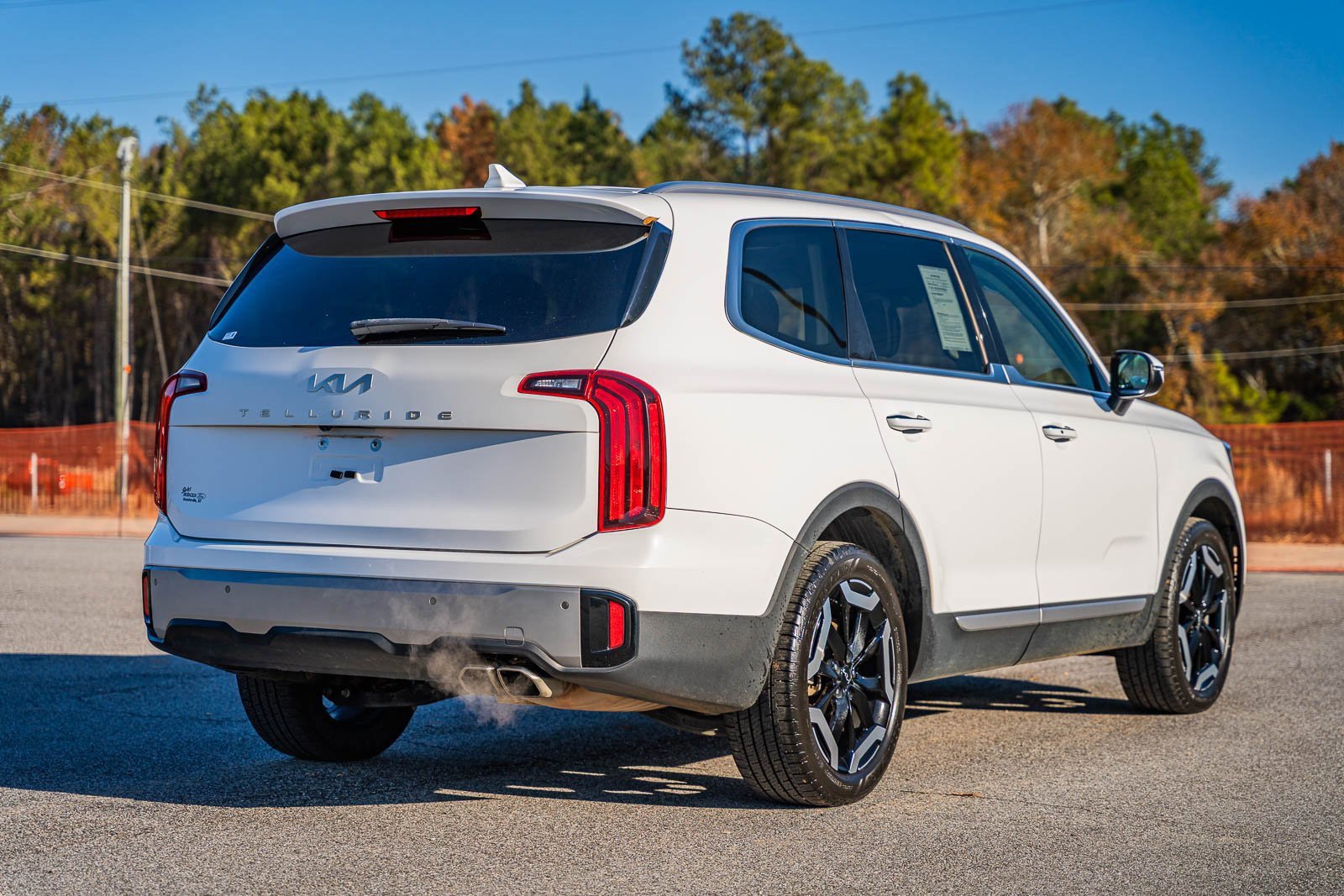 Used 2023 Kia Telluride S w/ S Sunroof Package image 5