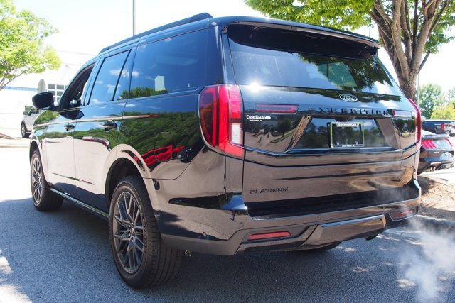 Certified 2025 Ford Expedition Platinum w/ Stealth Performance Package AWD/4WD image 5