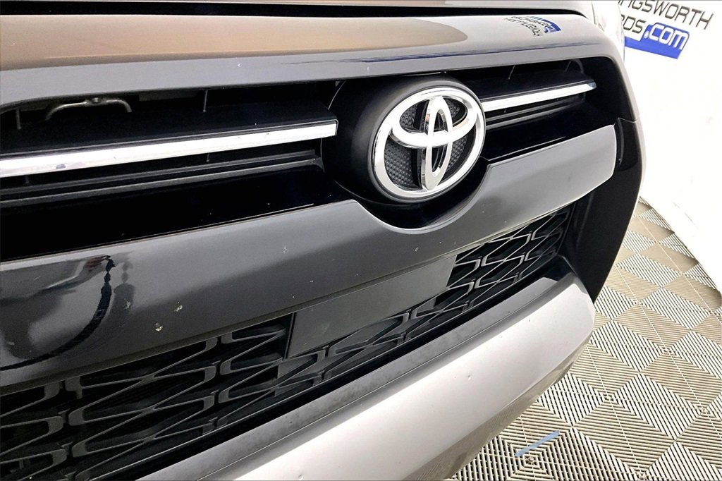 Used 2024 Toyota 4Runner TRD Off-Road Premium image 23