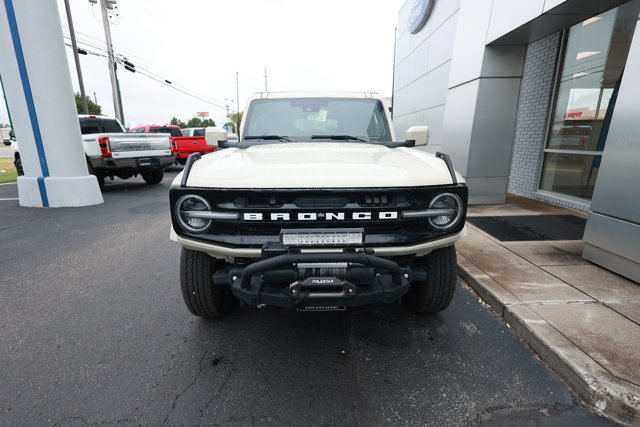 Certified 2025 Ford Bronco Outer Banks AWD/4WD image 2