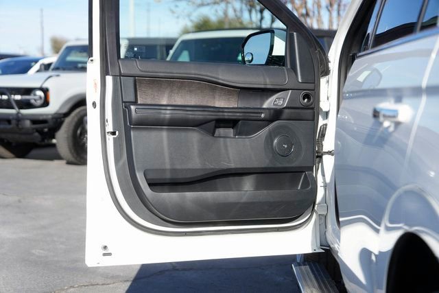 Certified 2021 Ford Expedition Limited image 32