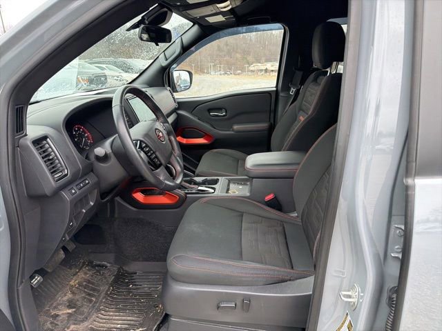Used 2023 Nissan Frontier PRO-4X w/ Technology Package image 11