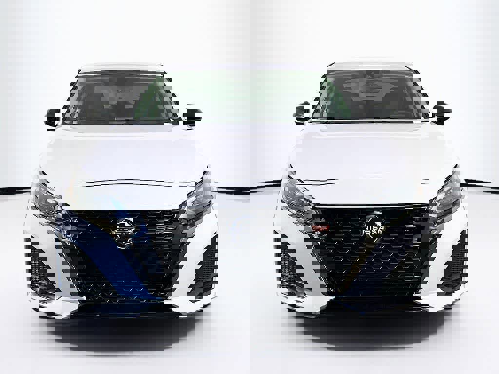 Used 2024 Nissan Altima 2.5 SR image 8