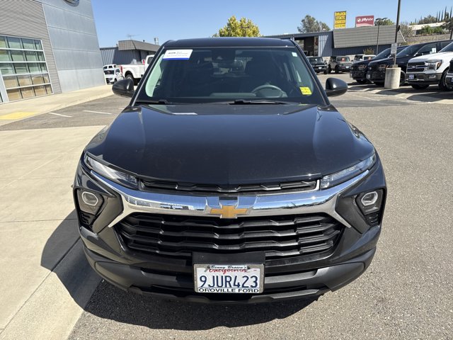 Used 2024 Chevrolet TrailBlazer LS w/ LS Convenience Package FWD image 8