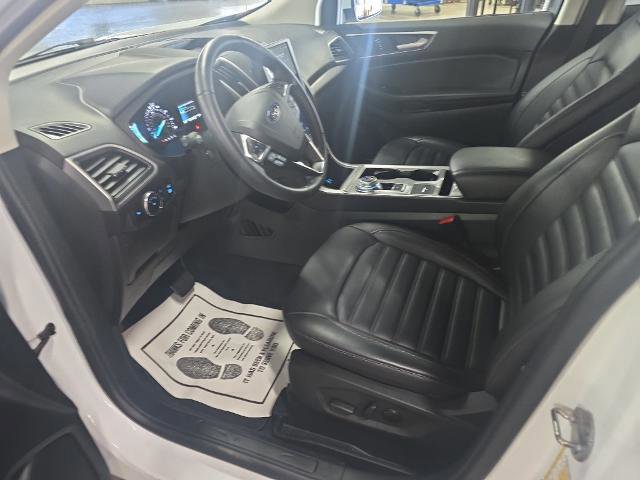 Certified 2024 Ford Edge SEL w/ Convenience Package image 9