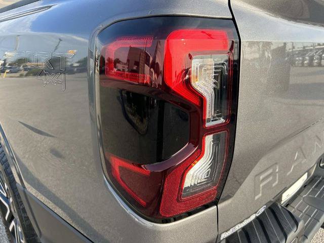 Certified 2024 Ford Ranger Lariat w/ Trailer Tow Package AWD/4WD image 11
