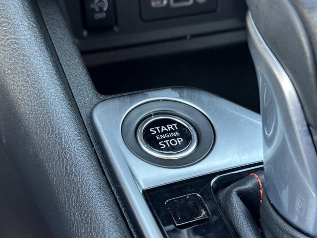 Used 2025 Nissan Sentra SR FWD image 17