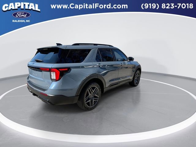 Certified 2025 Ford Explorer ST-Line w/ Premium Package image 6