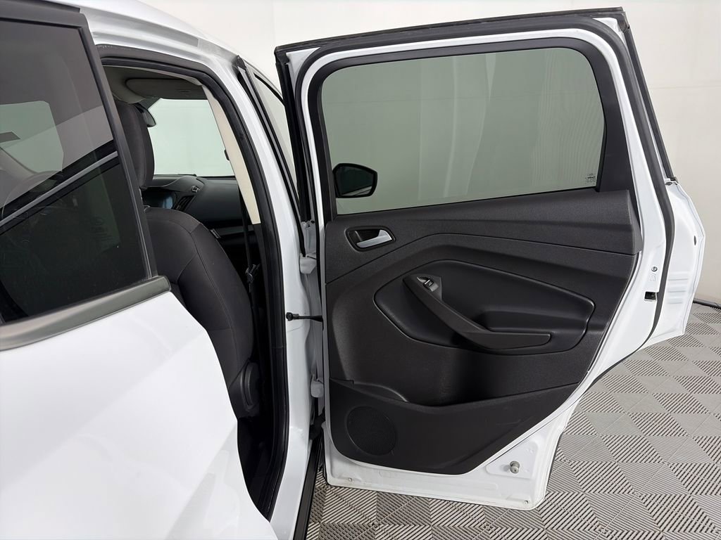 Certified 2019 Ford Escape SE image 28